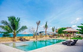 Rua Beach Resort Sumba